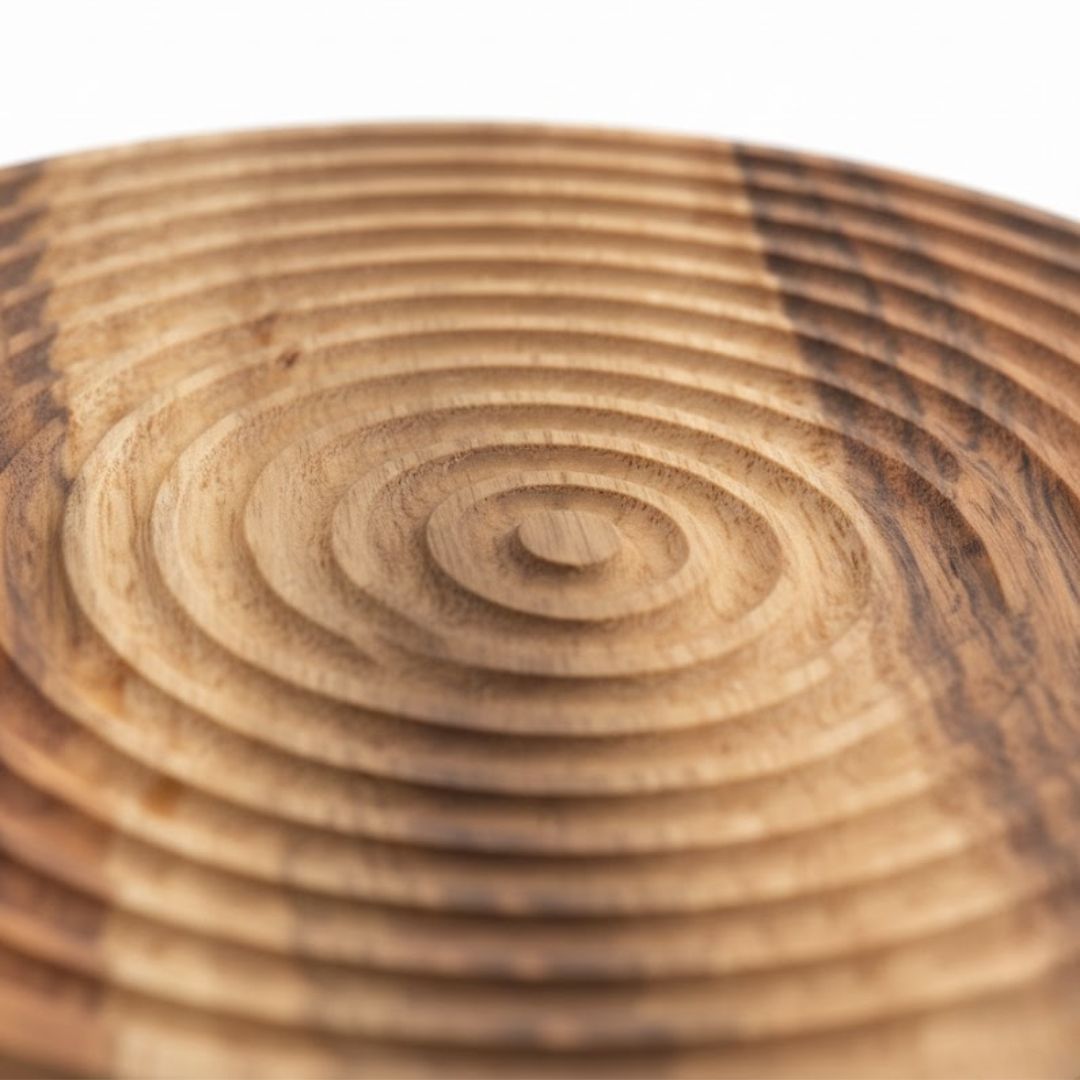 Groove Platter: Sustainable Wood Dining Essential